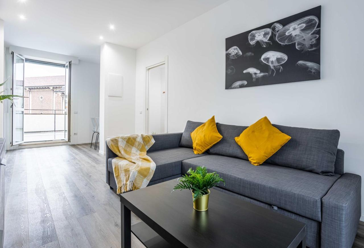 2 Bedrooms Apt With Terrace - Nolo Area Via Varanini 밀라노 외부 사진
